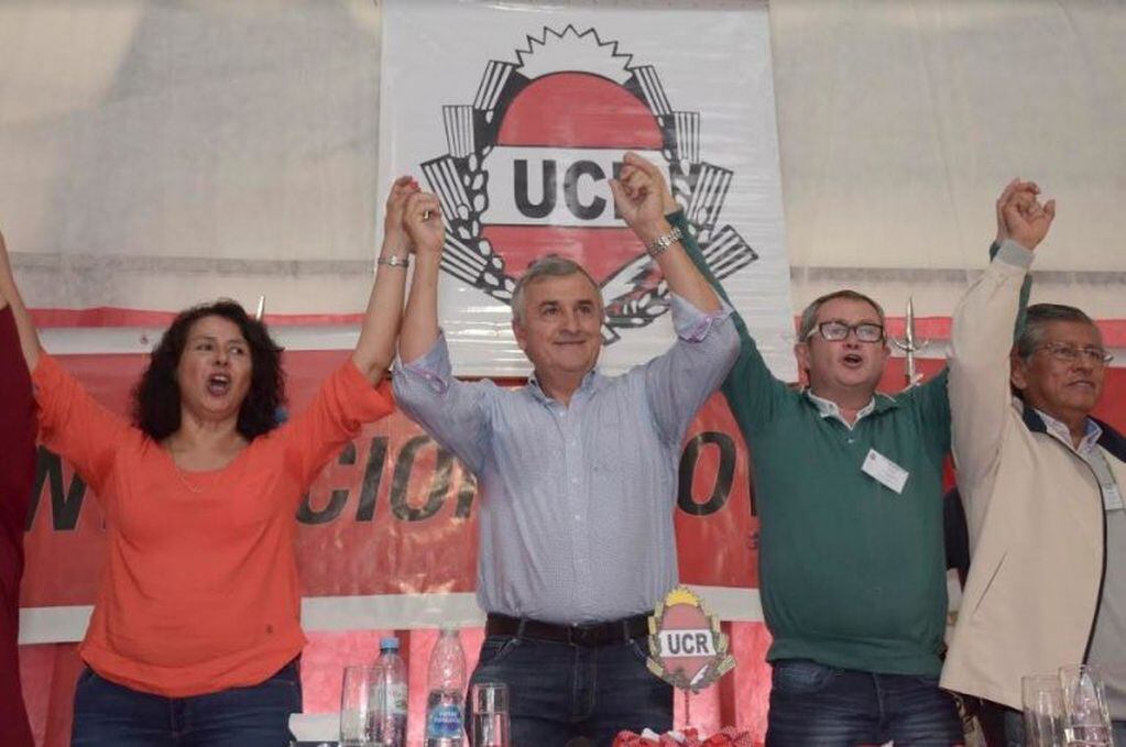 El gobernador Morales ratificó la "vocación frentista" de la UCR, al encabezar la Convención Provincial de la Unión Cívica Radical.