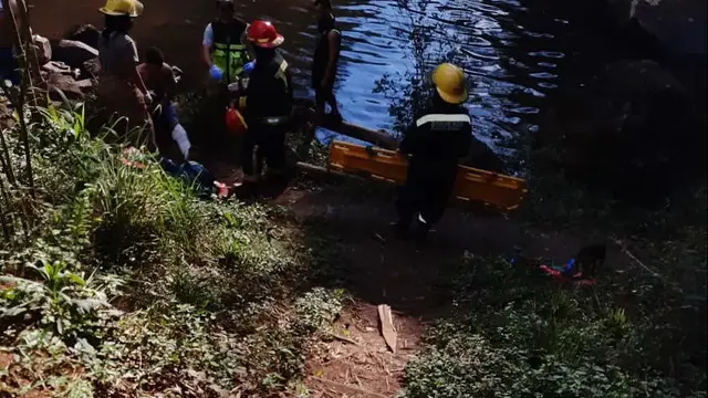Puerto Iguazú: rescataron a un joven en el Salto Mbocay