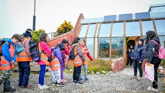 Los niños de las colonias de verano visitaron la Reserva Natural Bahía Encerrada