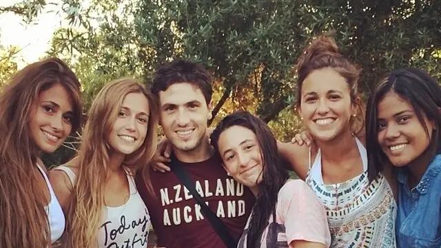 Antonela Roccuzzo y su familia