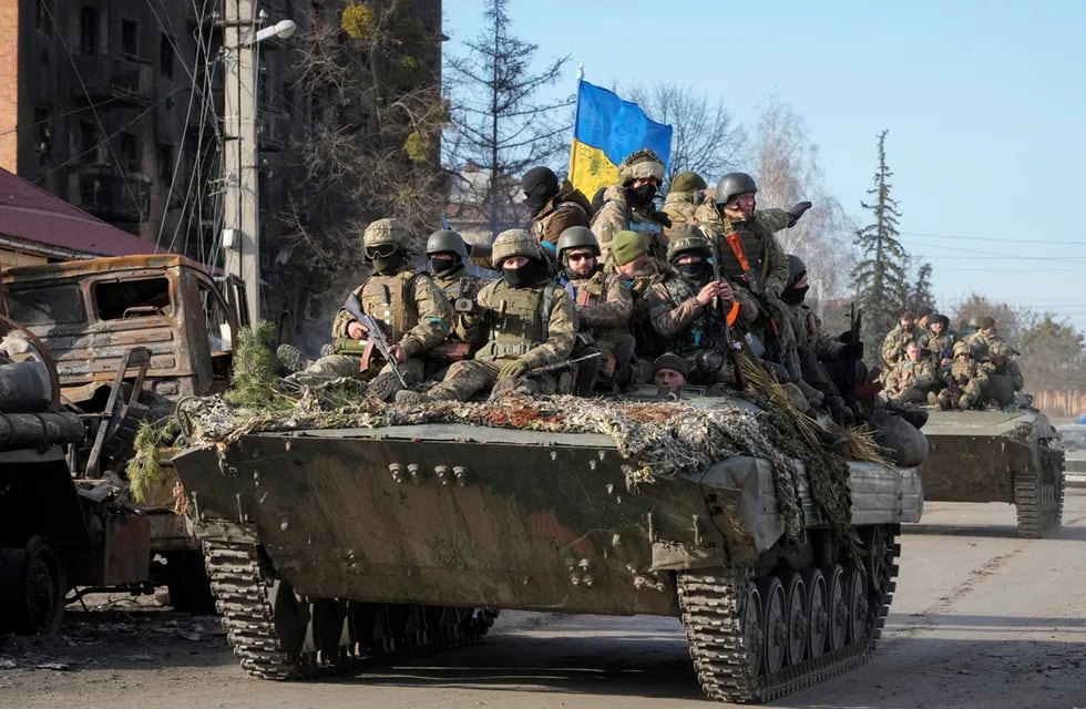 La ciudad ucraniana de Irpin fue recientemente recuperada por las fuerzas de Ucrania después de permanecer tomadas por los rusos desde el comienzo de la guerra. (Efrem Lukatsky/AP )