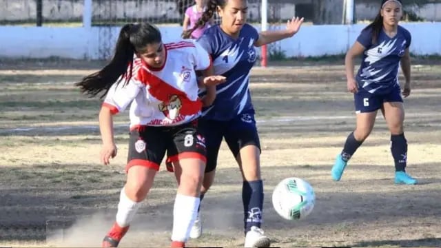 Copa Federal femenino: Ballofet venció a Las Pumas