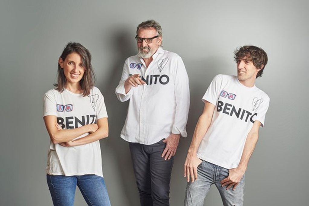Benito Fernández junto a sus hijos Marina y Lucas. (web)