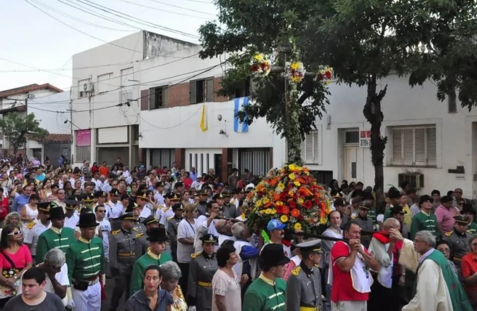 Corrientes celebró el día de la Cruz de los Milagros