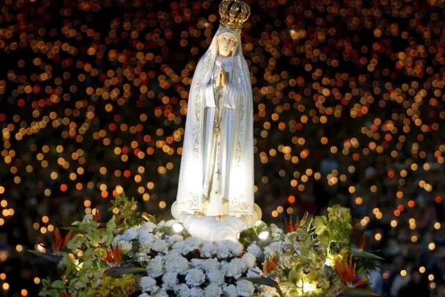 Pérez celebra el día de la Virgen de Fátima
