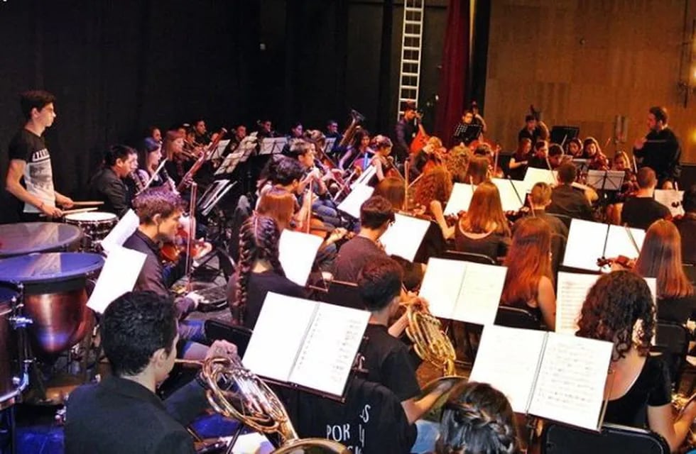 La Orquesta Escuela de Florencio Varela representará a la Argentina en Ecuador.