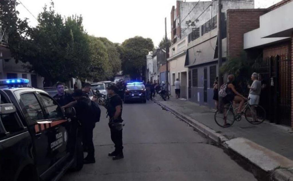 Un hombre armado fue detenido rondando el Centro de Justicia Penal