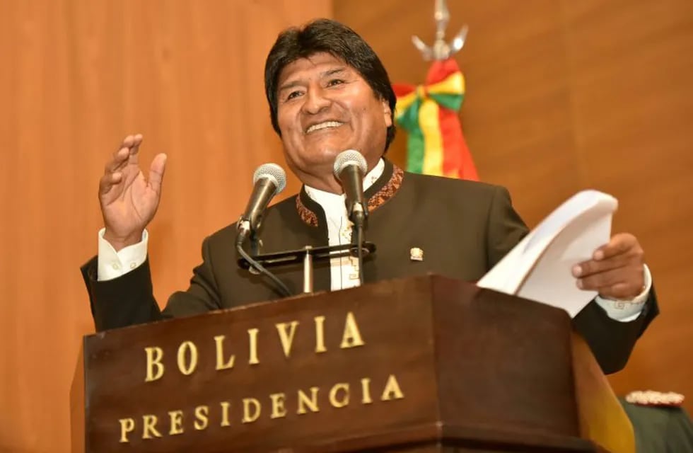 Bolivia's President Evo Morales speaks during a ceremony where government enacts a health law at the presidential palace La Casa Grande del Pueblo in La Paz, Bolivia, February 20, 2019. Enzo De Luca/Courtesy of Bolivian Presidency/Handout via REUTERS. ATTENTION EDITORS - THIS IMAGE WAS PROVIDED BY A THIRD PARTY bolivia evo morales presidente de bolivia