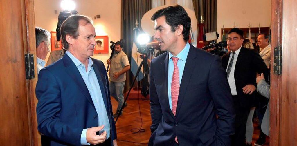 El gobernador salteño Juan Manuel Urtubey, en un reciente encuentro con su par peronista de Entre Ríos, Gustavo Bordet. (Clarín)