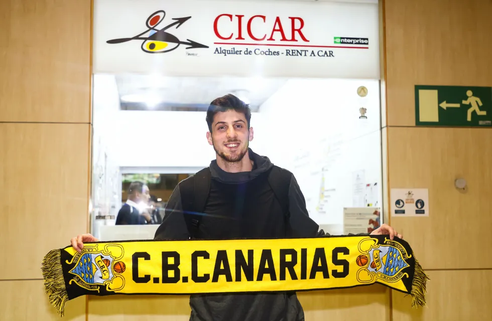 Leandro Bolmaro ya se encuentra en su nuevo club (Tenerife)