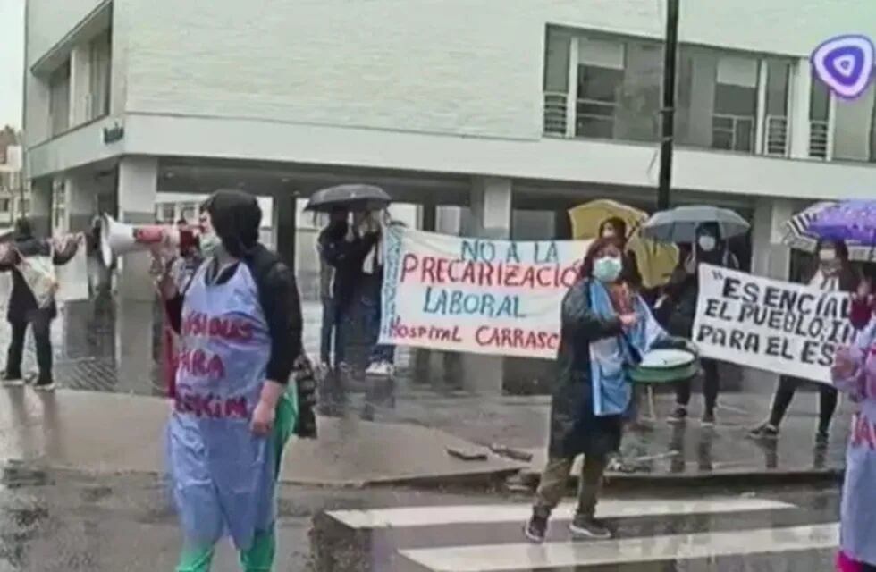 Enfermeros de Rosario se manifestaron por  mejoras laborales y exigen”contratos dignos”