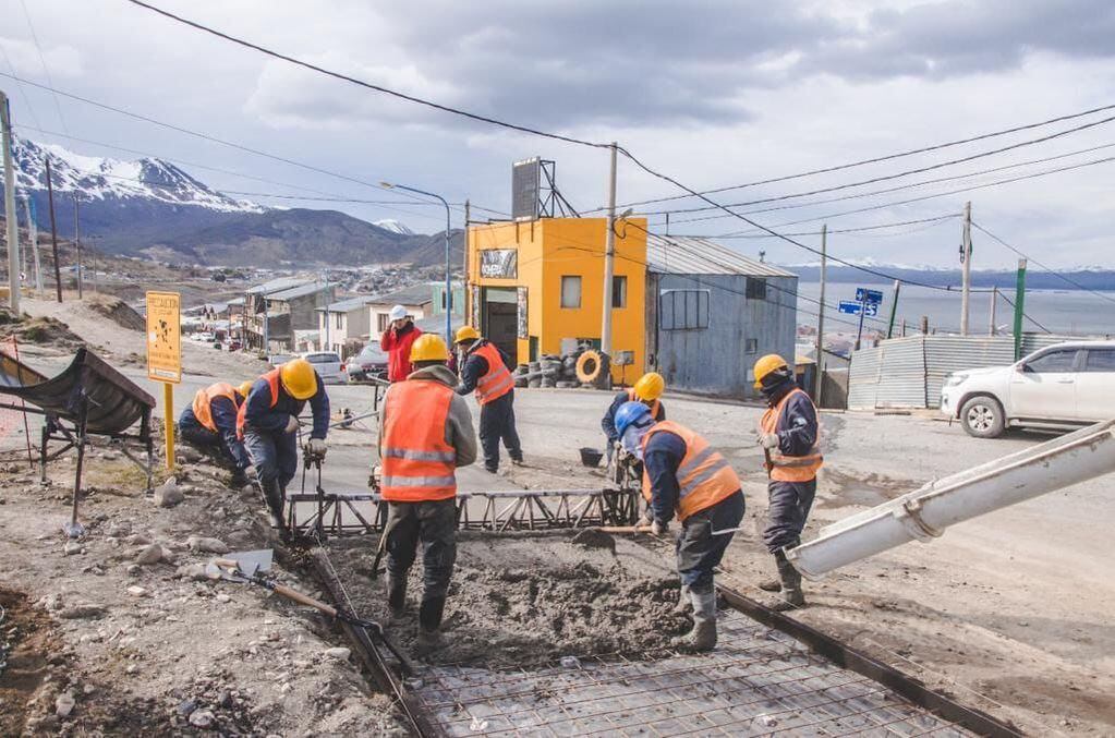 Obras: continúa la construcción de la bicisenda Pensar Malvinas