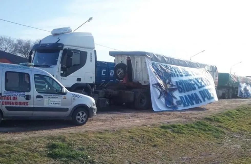 Demoran camiones con exceso de carga (Gobierno de La Pampa)
