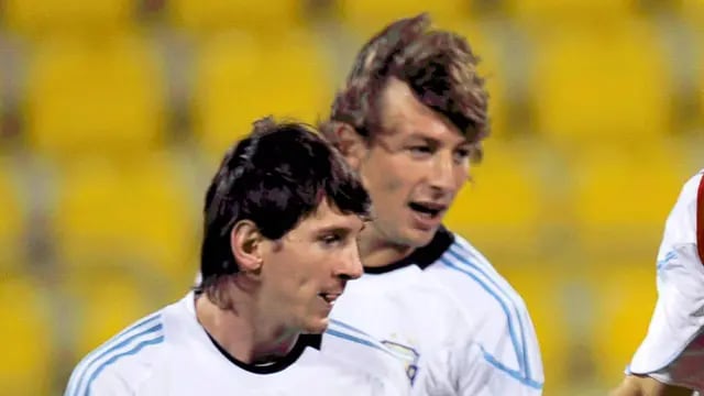 Lionel Messi y Gabriel Heinze