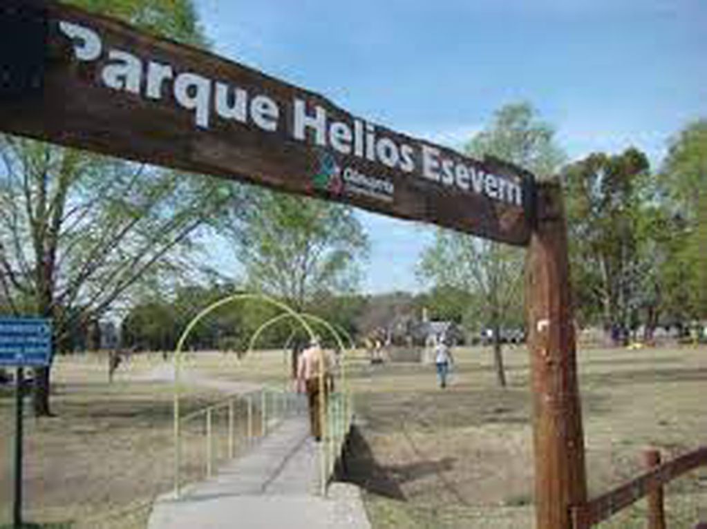 Este domingo fue encontrado ahorcado Martín Orellana en el parque Helios Eseverri.