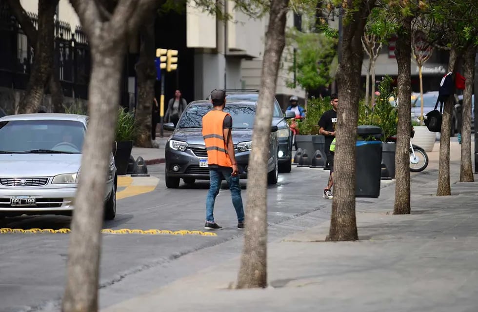 Una localidad de Córdoba prohibió el cobro de los naranjitas y advirtió que cobrará multas. (José Gabriel Hernández / La Voz)