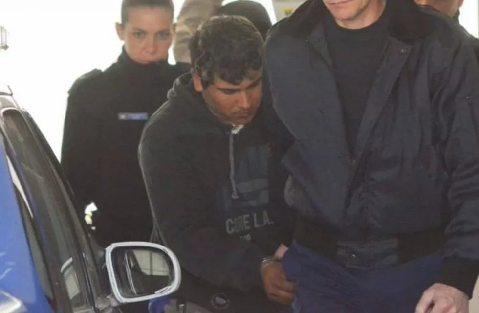 Cristian Peludero, el condenado por el femicidio de Nelly Zárate, al momento de ser detenido (web)