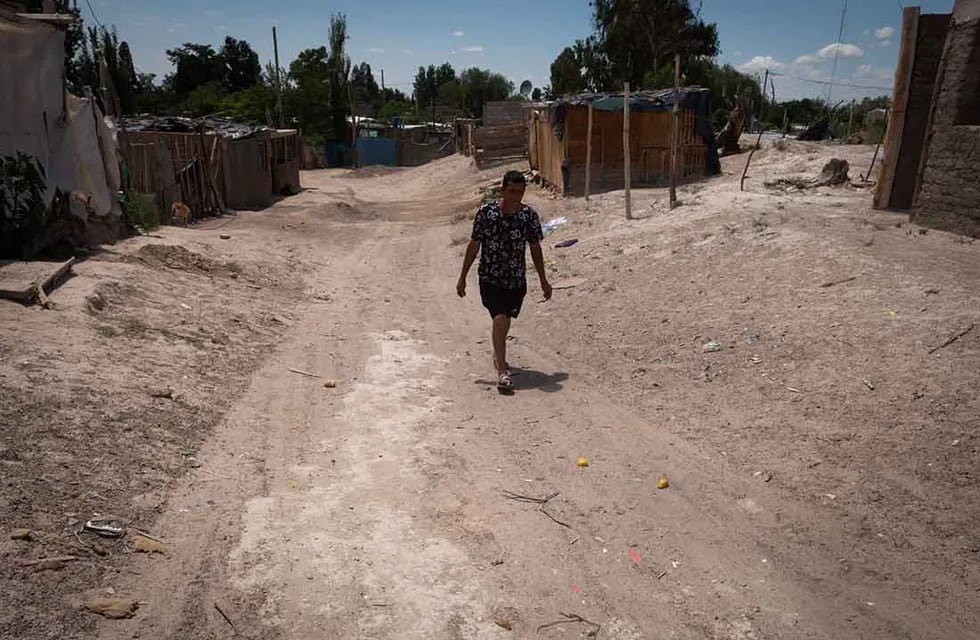 Según el Indec la región de Cuyo, y Mendoza en especial,  fue la única región en la que aumentaron los niveles de pobreza en 2021. Archivo Los Andes