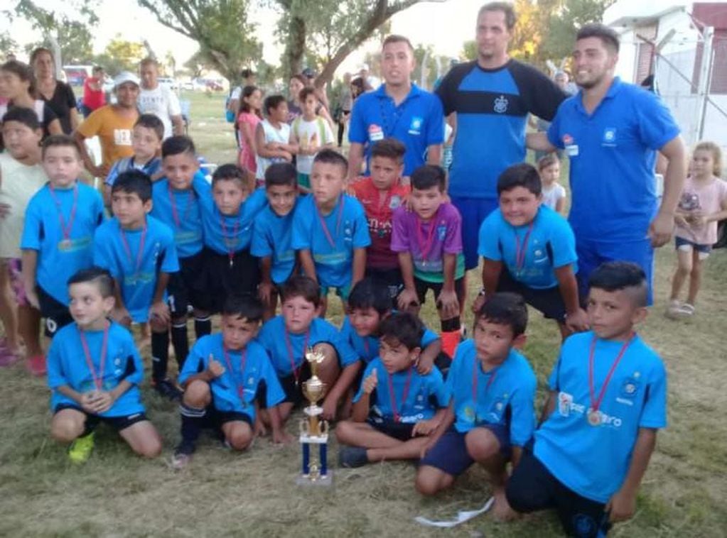 Torneo Argentinitos: Belgrano de Río Primero se quedó con el segundo puesto de la Copa de Plata