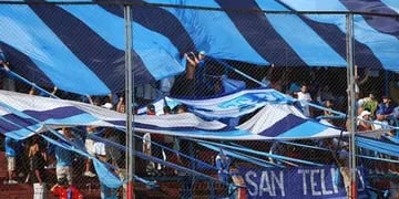 Luto en el fútbol argentino: otro episodio de violencia terminó con un muerto (Foto: lavozdesantelmo.com.ar)