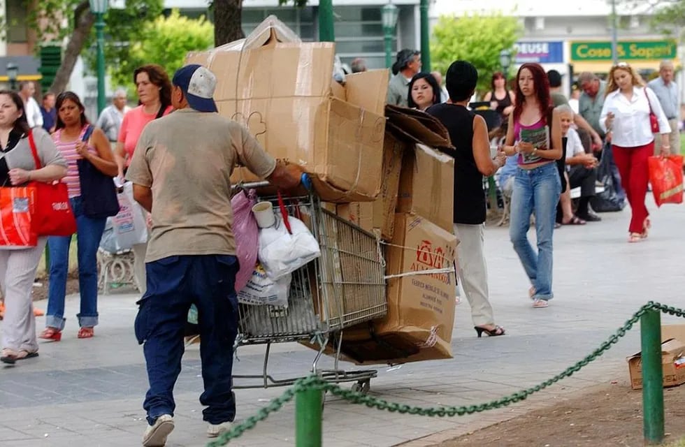 Recuperadores urbanos en Córdoba, un rol clave en el proceso de reciclaje (La Voz /Archivo)