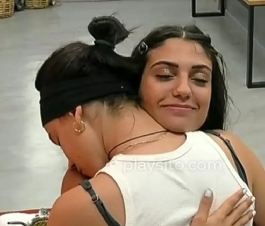 El abrazo entre Lucía y Rosina de Gran Hermano 2024.