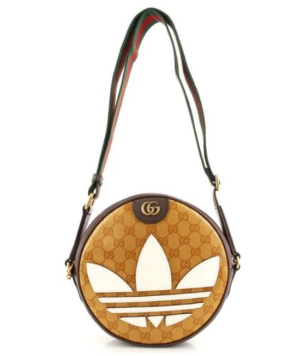 La bandolera Gucci by Adidas cuesta 2.700 dólares.