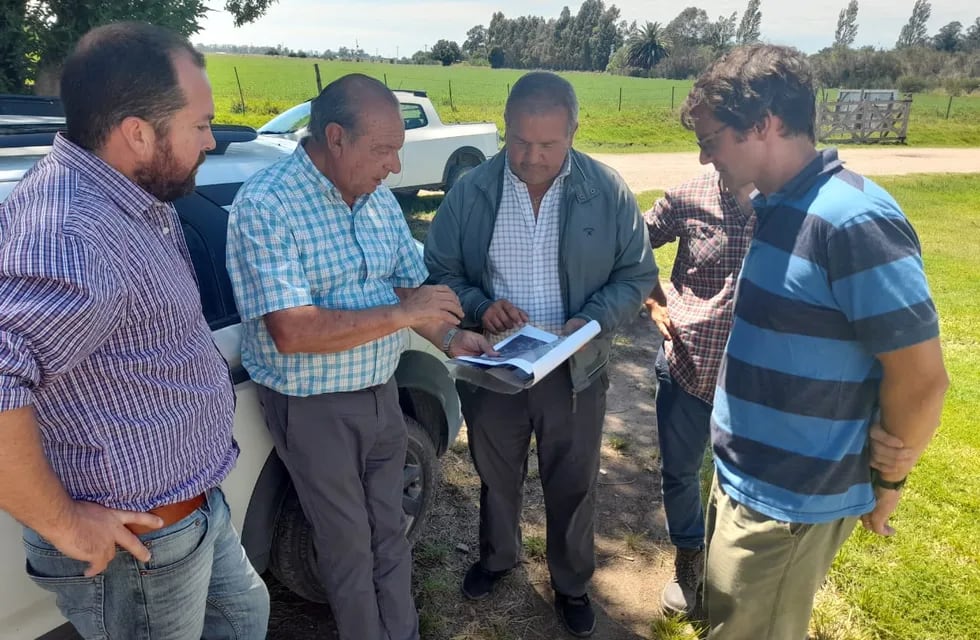 El intendente de Tres Arroyos visitó la Planta de Residuos de Bellocq y el predio de futuro Parque Industrial de Orense