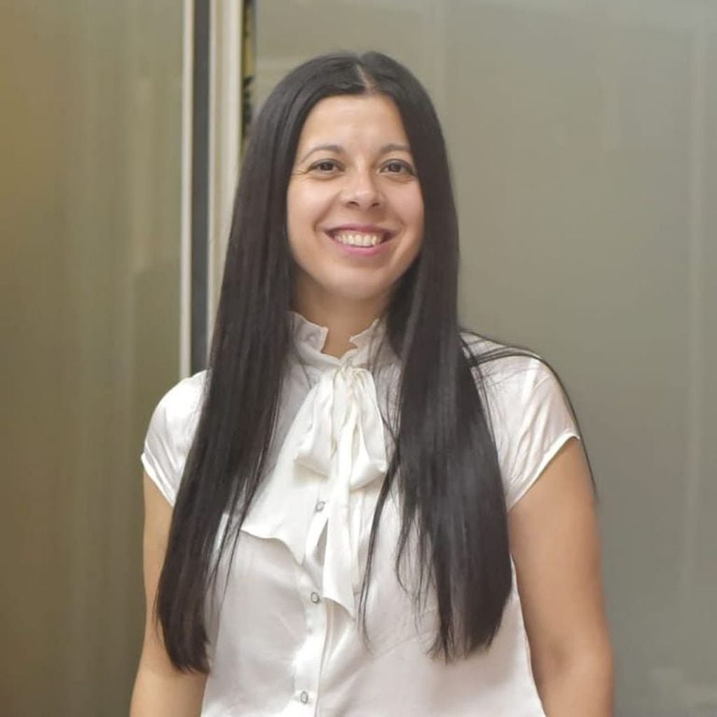 Licenciada Paola Trasmontana titular del Área de Equidad y Asistencia a las Mujeres, Niñez, Adolescencia y Familia de Arroyito
