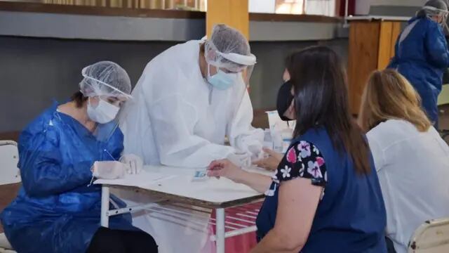 Vacunación contra el Covid-19 a mayores de 70 años en Arroyito