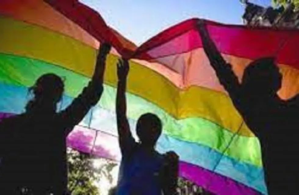 Realizan la primera marcha LGBTIQ+ en Puerto Iguazú.