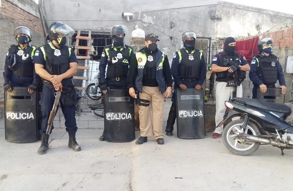 Policia de Tucumán.