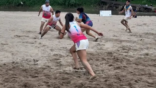 Rugby de playa.