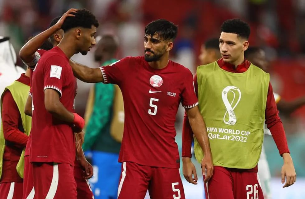 Qatar fue el primer eliminado en su propio Mundial y su rendimiento igualó al de los peores de la historia. Foto: Reuters.