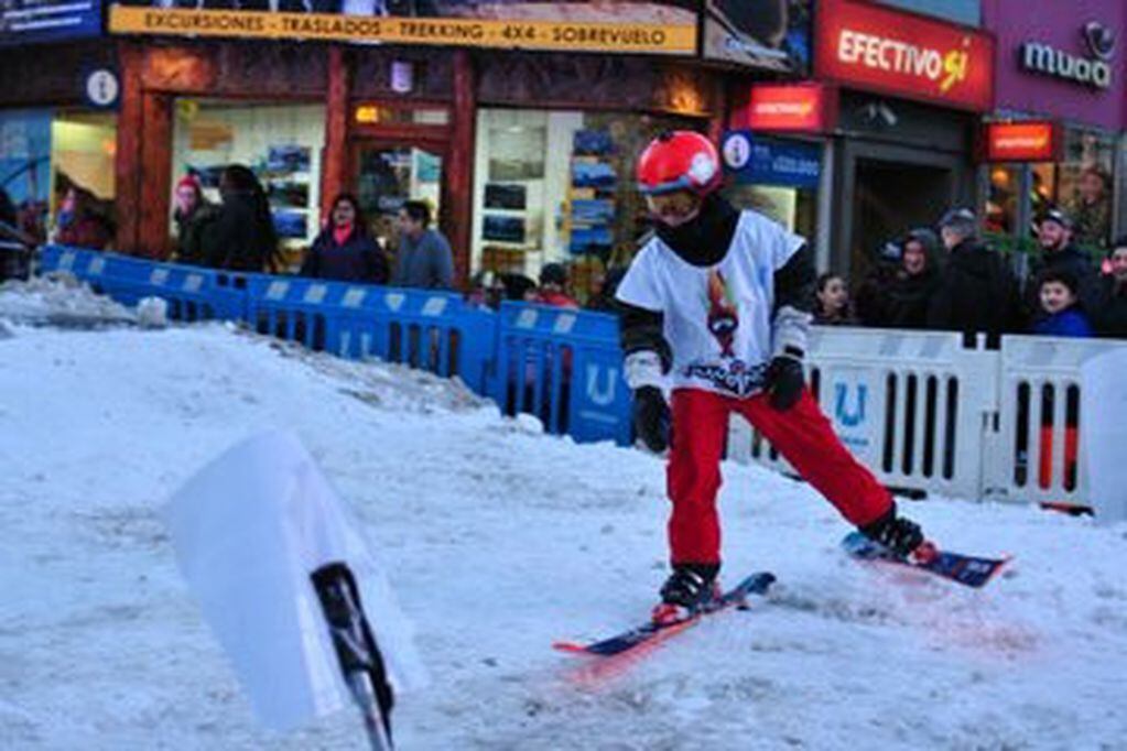 Ushuaia extreme - Exhibición deportes invernales en la ciudad.