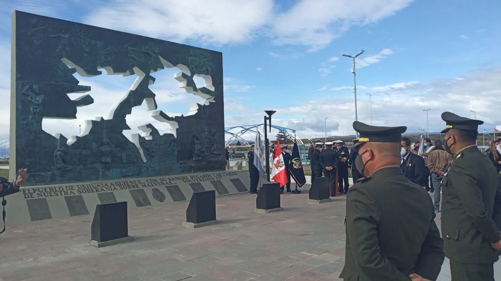 Homenaje a los soldados de Malvinas