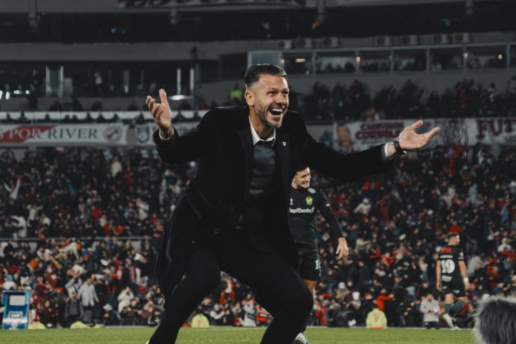 El entrenador cordobés de River Martín Demichelis dijo que "disfruta mucho" al frente del equipo Millonario. (@RiverPlate)