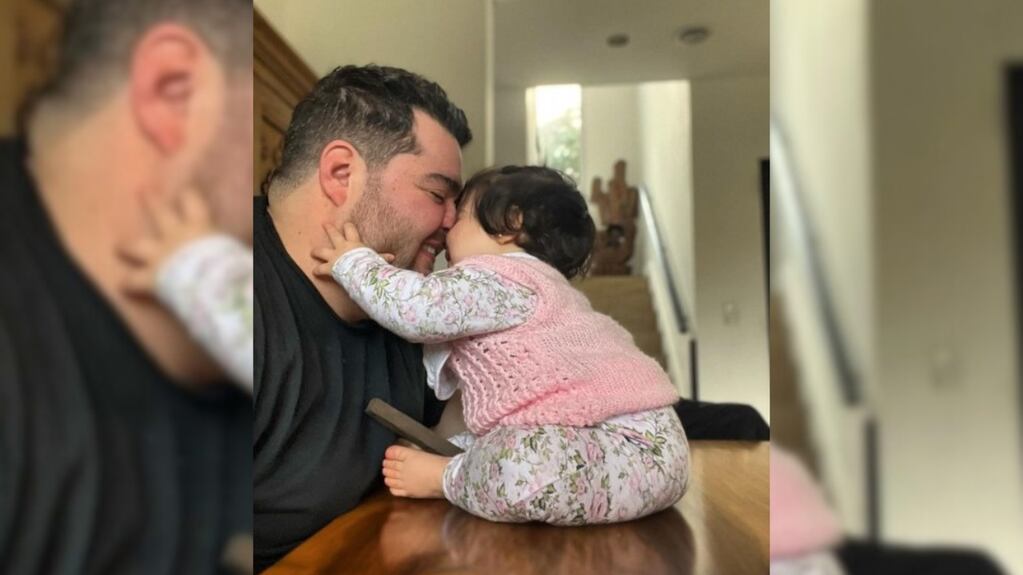 Darío Barassi compartió una dulce foto con su hija más pequeña, dándose unos tiernos mimos