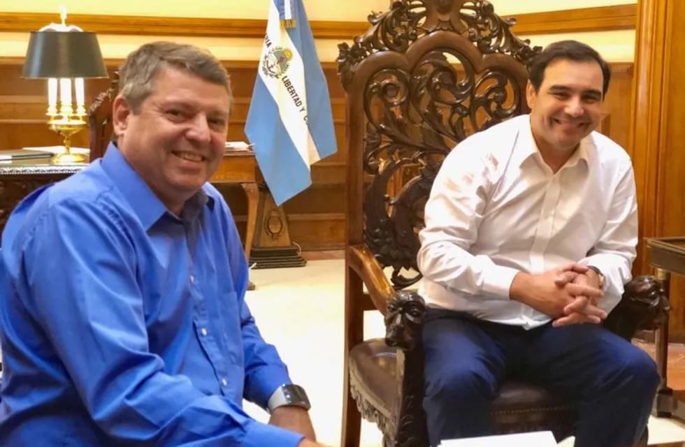 Guillermo Osnaghi intendente de Paso de la Patria junto al gobernador Gustavo Valdés.