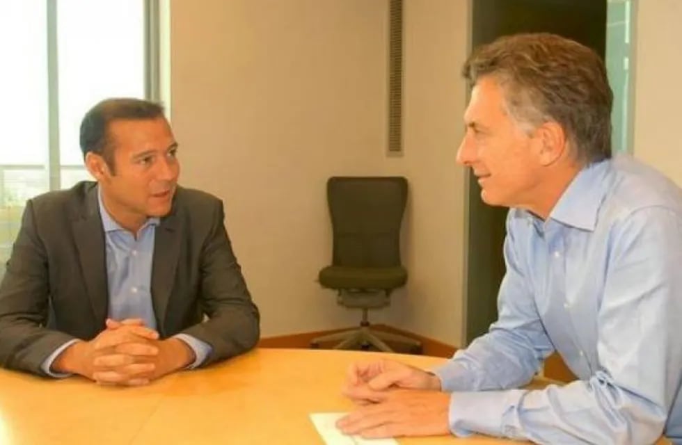Mauricio Macri y Omar Gutiérrez (Web).
