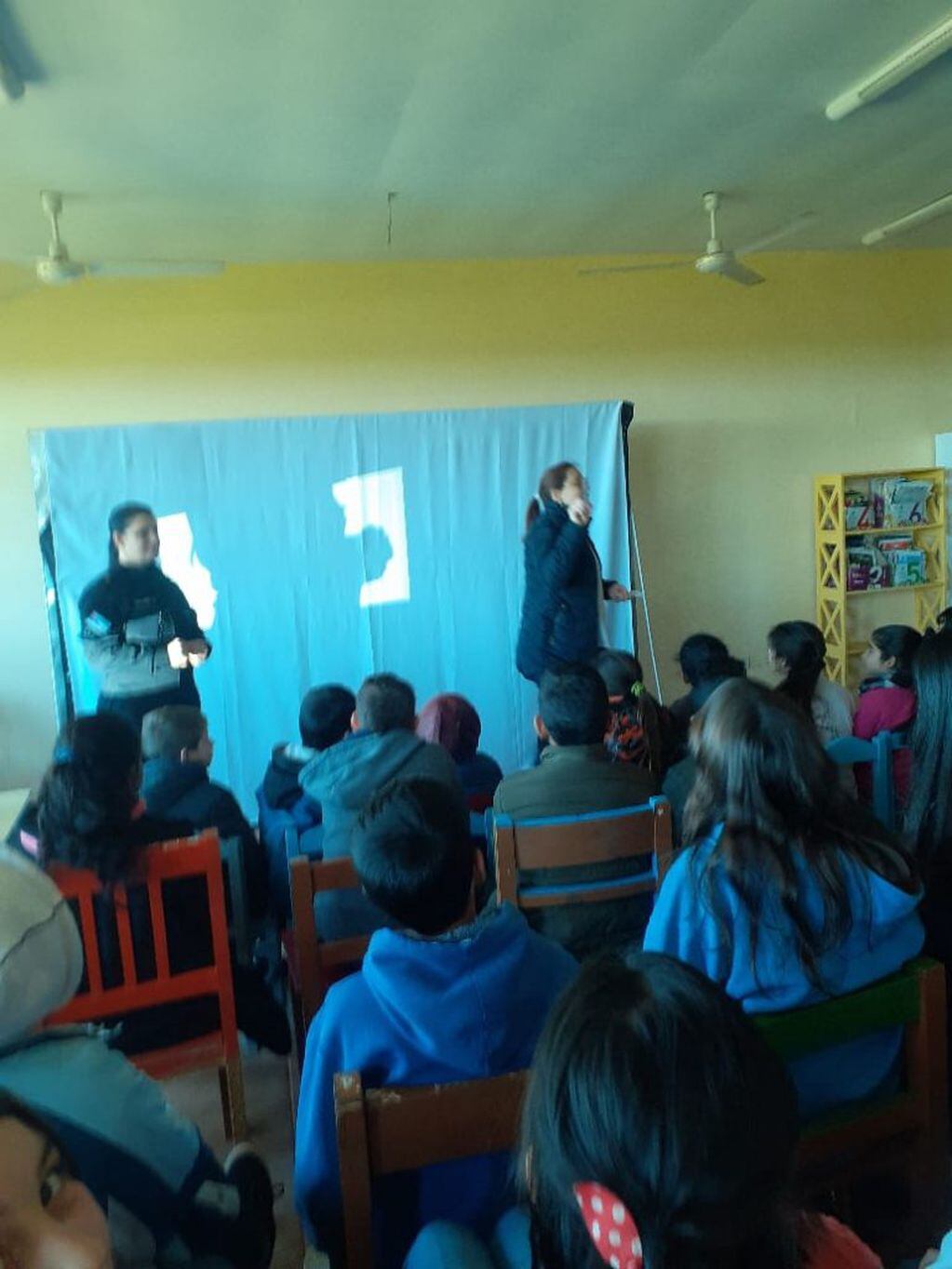 Campo Viera: brindan charlas de prevención en la Escuela N°895.