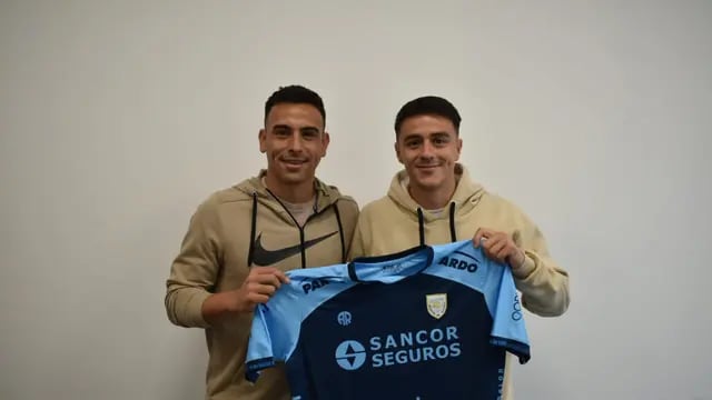 El mediocampista Matías Jesús Valdivia y el delantero Iván Darío Sandoval son los dos primeros refuerzos de Atlético de Rafaela