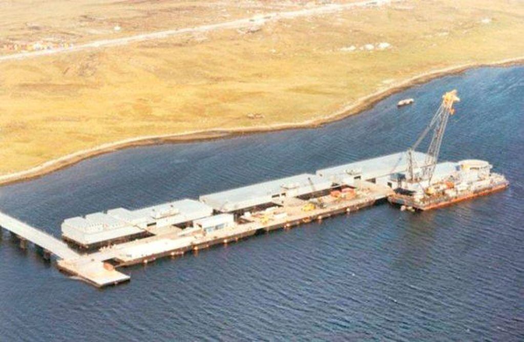 Puerto FIPASS (Falklands Interim Port and Storage System) en Malvinas