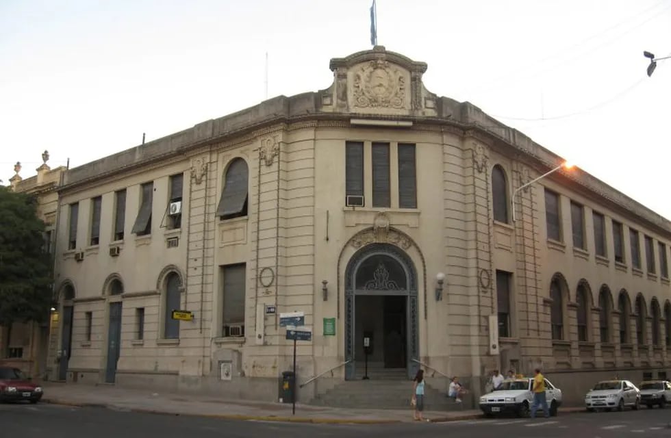 Actual sede del Correo Argentino en Paraná