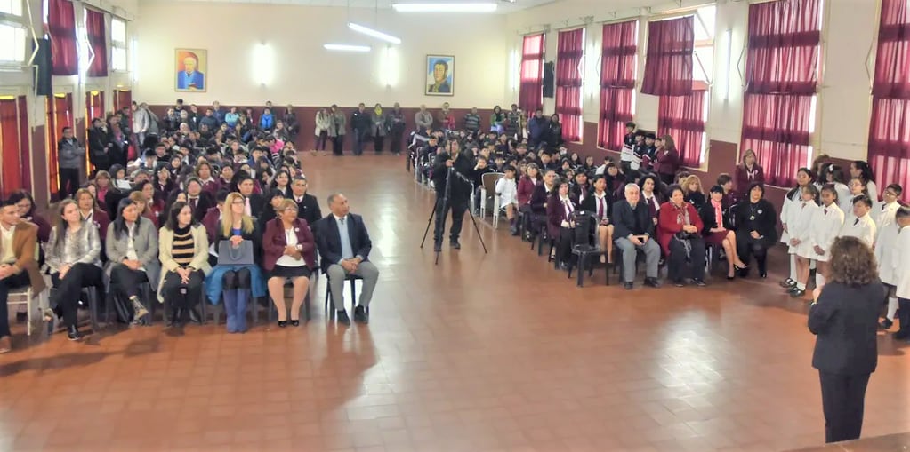 El acto central con motivo del Día del Maestro tuvo lugar en instalaciones de la Escuela N°12 "Bernardo Monteagudo" de la capital jujeña.