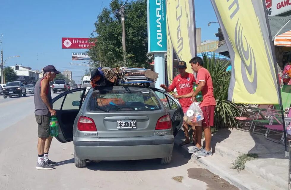 24 Horas de la Corvina Negra 2023: incesante ingreso de vehículos a Claromecó