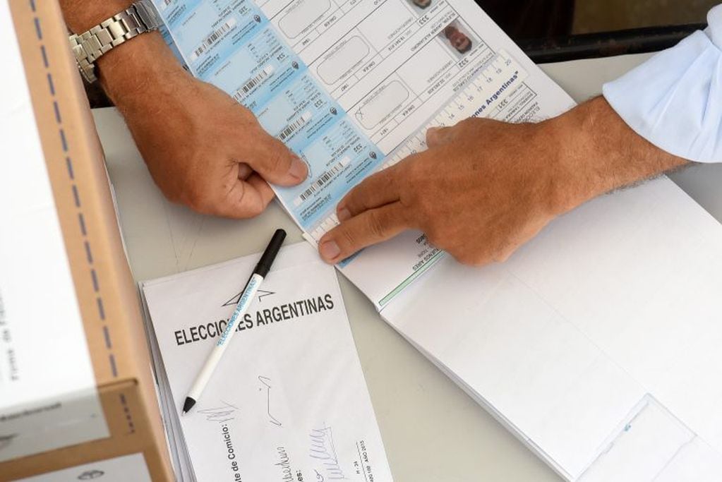 Con la  identificación biométrica se busca reforzar los controles en la frontera para impedir el fraude electoral.