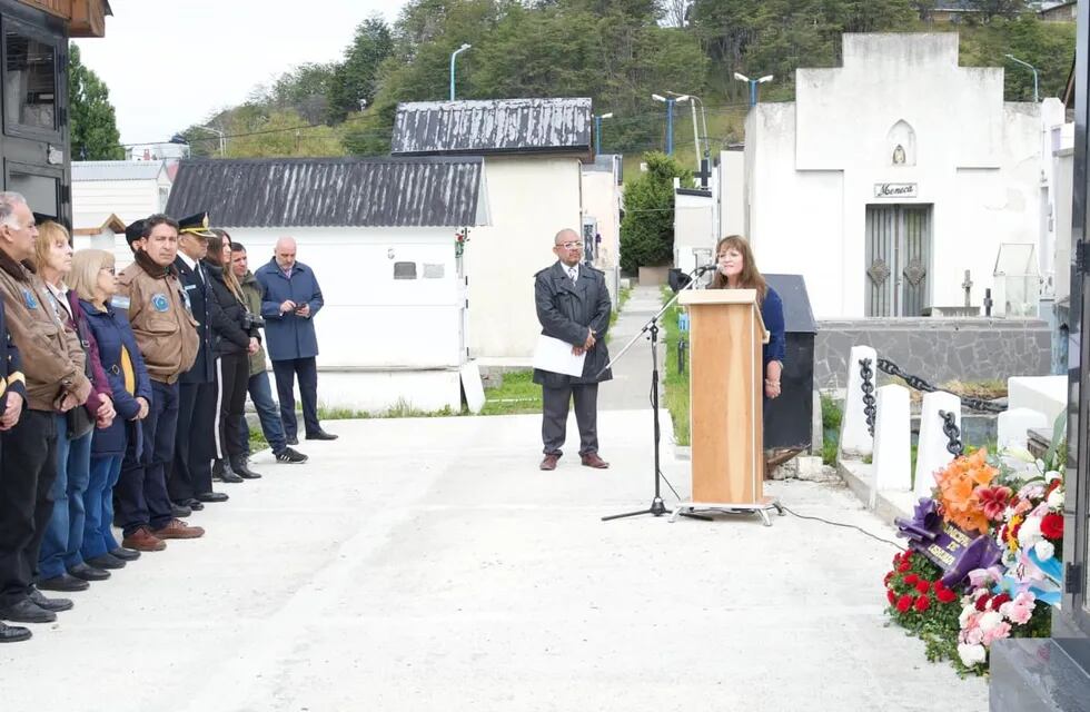 Tierra del Fuego recordó al ex Gobernador Ernesto Manuel Campos