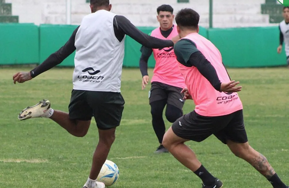 Estudiantes de San Luis comenzó a trabajar de cara a la reanudación del torneo de la Primera Nacional.