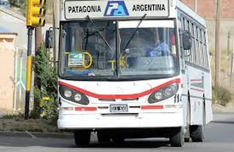 Se levantó el paro de transporte público en Comodoro Rivadavia
